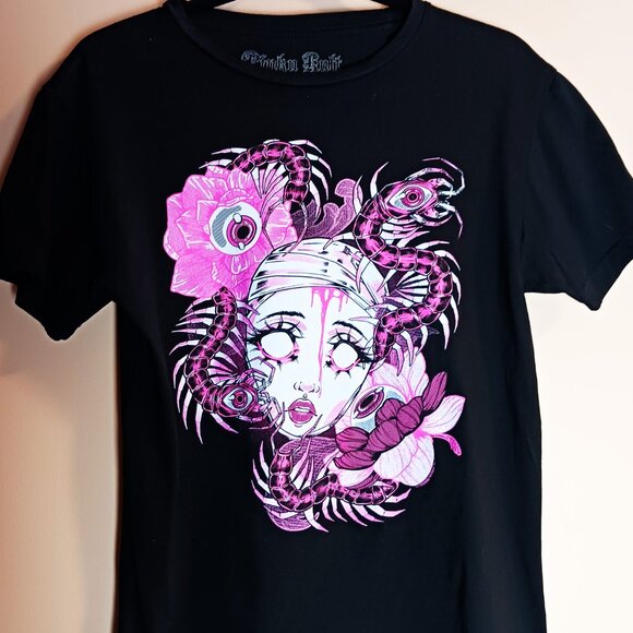 Centipede Head T-Shirt By Pinku Kult Sz S VGUC - Picture 2 of 6